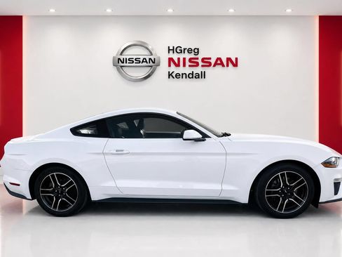 Used 2023 Ford Mustang Premium RWD image 4