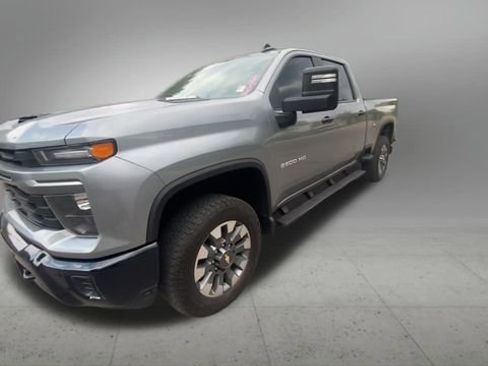 Certified 2025 Chevrolet Silverado 2500 Custom w/ Custom Value Package image 4
