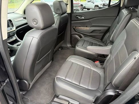 Used 2022 GMC Acadia Denali w/ Denali Ultimate Package AWD/4WD image 21