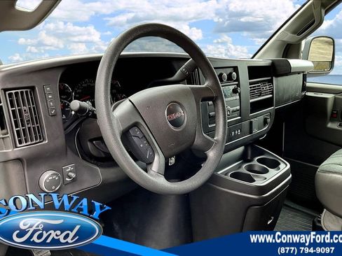 Used 2024 GMC Savana 2500 w/ Driver Convenience Package image 17