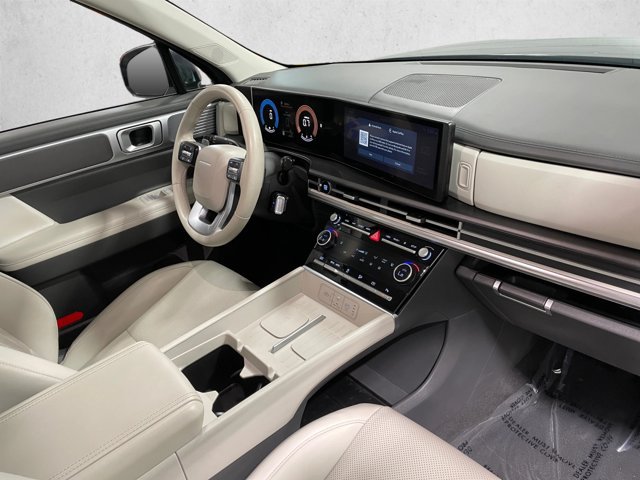 Used 2026 Hyundai Santa Fe SEL FWD image 22