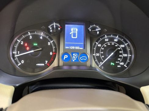 Used 2019 Lexus GX 460 Premium w/ Premium Package AWD/4WD image 17