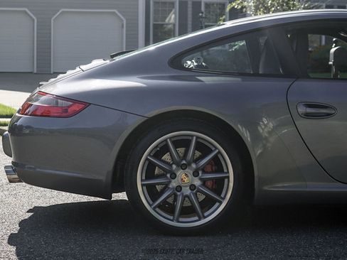 Used 2006 Porsche 911 Carrera S RWD image 10