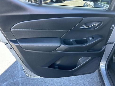 Used 2024 Chevrolet Traverse LT image 22