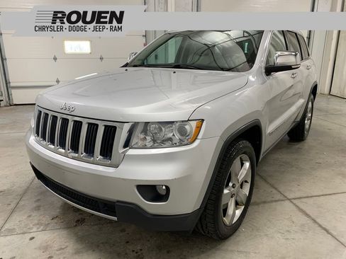 Used 2013 Jeep Grand Cherokee Limited AWD/4WD image 1