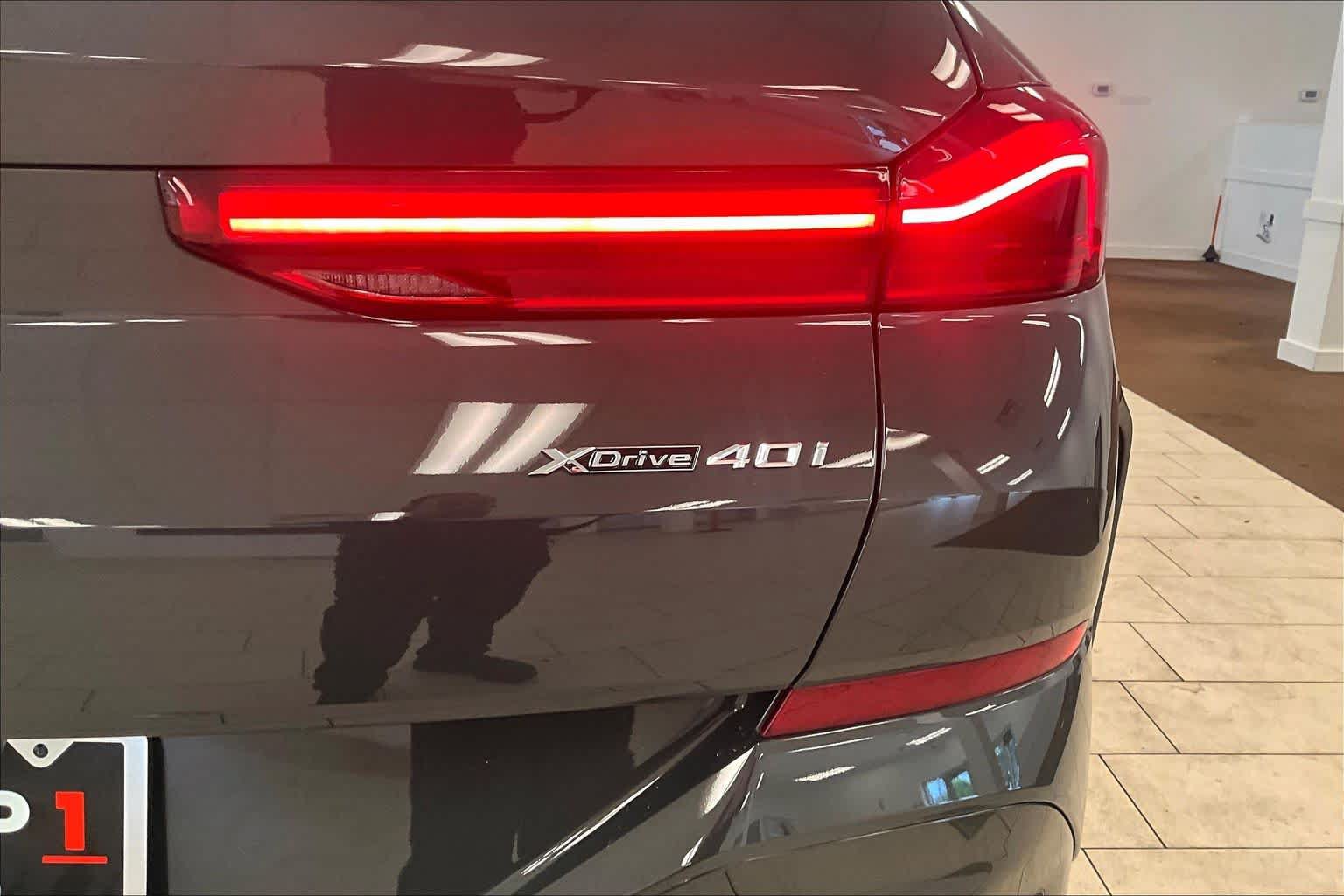 Used 2026 BMW X6 xDrive40i AWD/4WD image 9