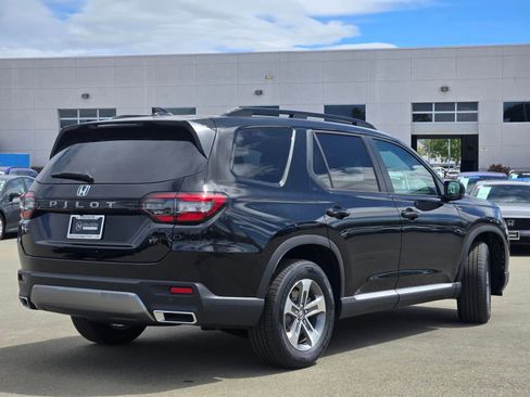New 2026 Honda Pilot EX-L image 5