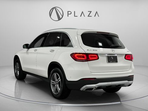 Used 2022 Mercedes-Benz GLC 300 4MATIC image 3