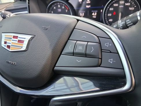 New 2026 Cadillac XT5 Premium Luxury image 13