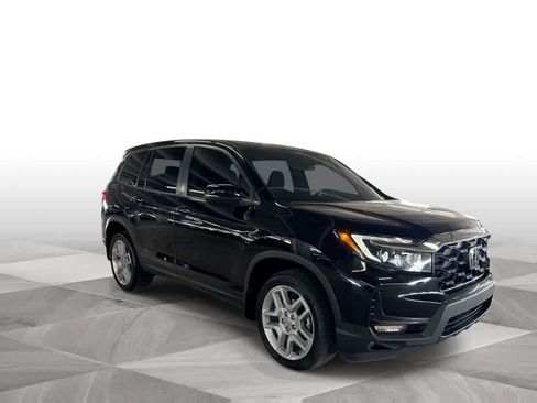 Used 2024 Honda Passport EX-L image 2