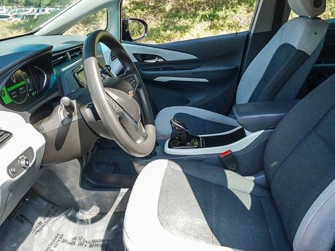 Used 2019 Chevrolet Bolt LT FWD image 19