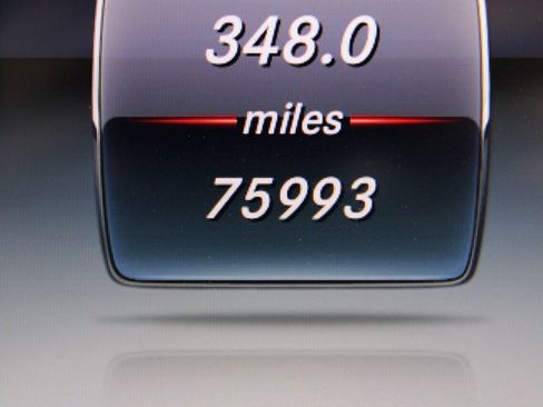 Used 2018 Mercedes-Benz GLC 300 4MATIC image 15