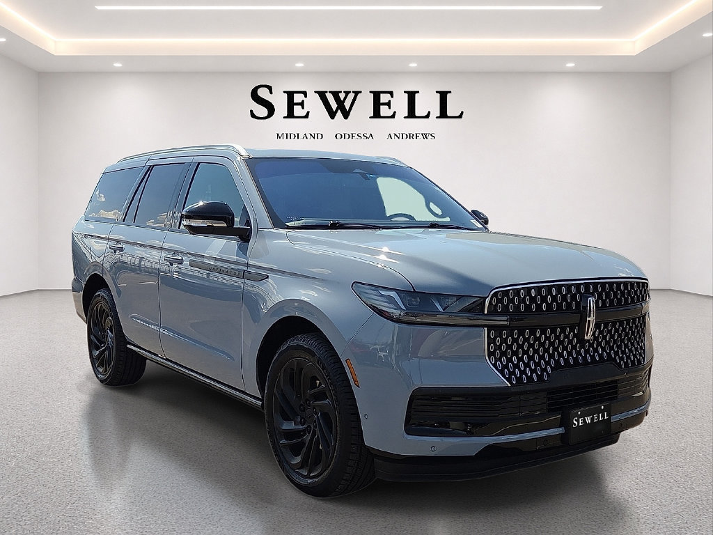 Used 2025 Lincoln Navigator Reserve AWD/4WD image 6