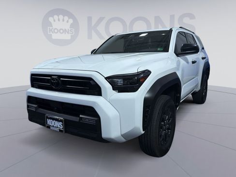 Used 2025 Toyota 4Runner SR5 AWD/4WD image 1