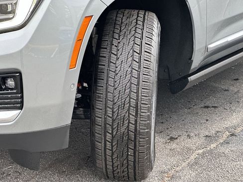 New 2026 GMC Yukon XL Denali w/ Sun & Power Step Package AWD/4WD image 25