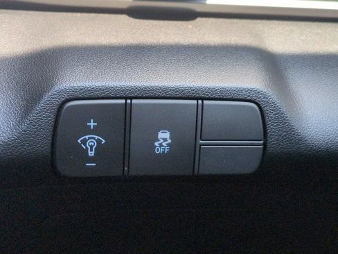 Certified 2025 Hyundai Elantra Sport FWD image 22