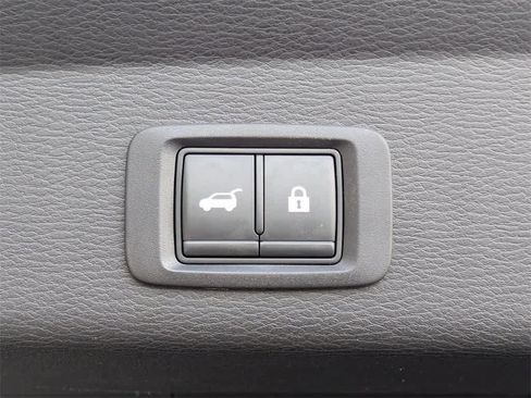 Used 2022 Mitsubishi Outlander SEL image 14