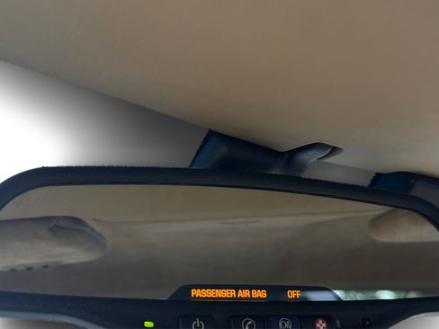 Used 2009 Cadillac XLR RWD image 46