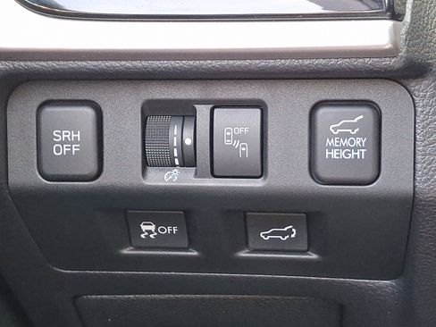 Used 2018 Subaru Forester 2.5i Touring image 24