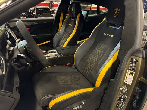 Used 2024 Lamborghini Urus Performante image 23