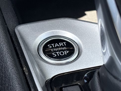 Used 2025 Nissan Altima 2.5 SV FWD image 22