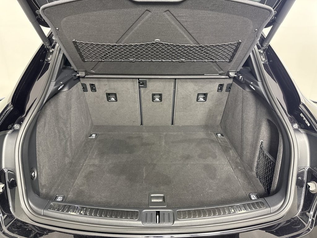 Certified 2020 Porsche Macan S AWD/4WD image 20