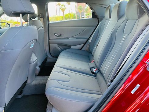Used 2023 Hyundai Elantra SEL FWD image 24
