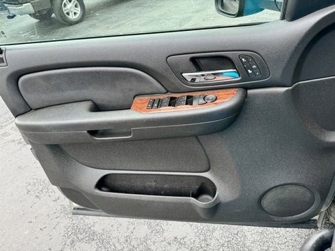 Used 2008 Chevrolet Silverado 2500 LTZ w/ Suspension Package, Off-Road image 20