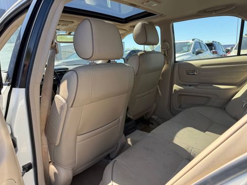 Used 2005 Lexus IS 300 RWD image 7