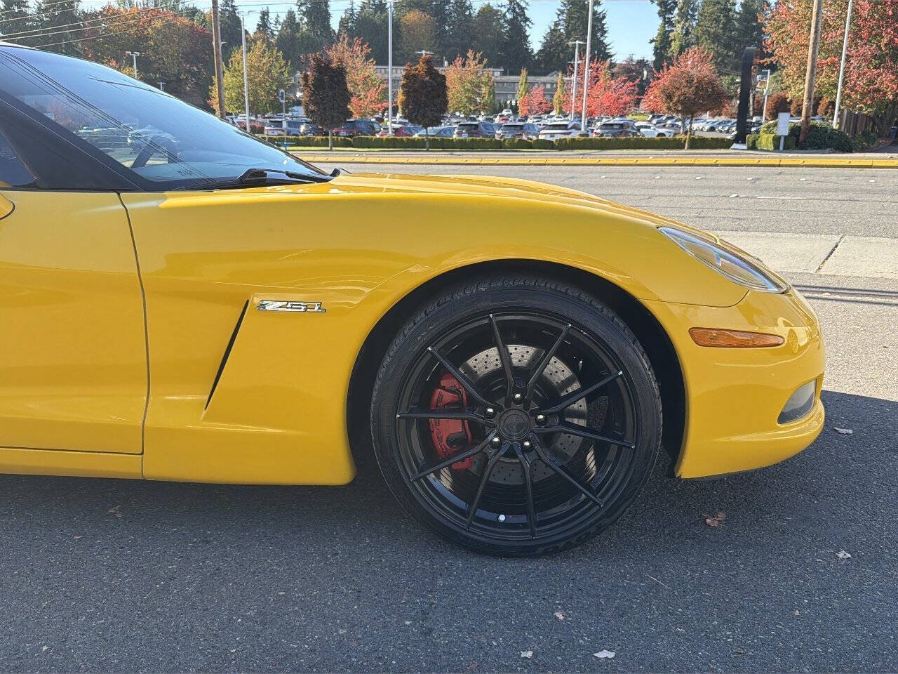 Used 2005 Chevrolet Corvette Coupe w/ Preferred Equipment Group RWD image 11