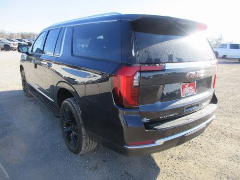 New 2026 GMC Yukon XL Elevation w/ Elevation Premium Package image 7