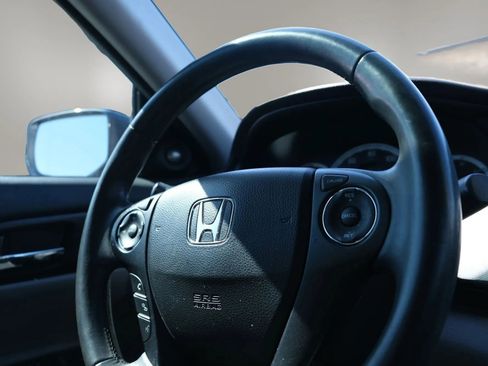 Used 2015 Honda Accord EX-L image 41