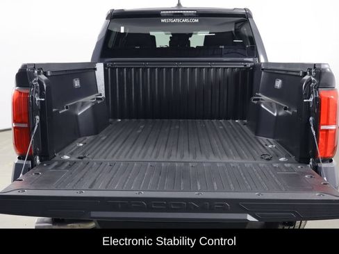 Used 2025 Toyota Tacoma SR5 RWD image 10