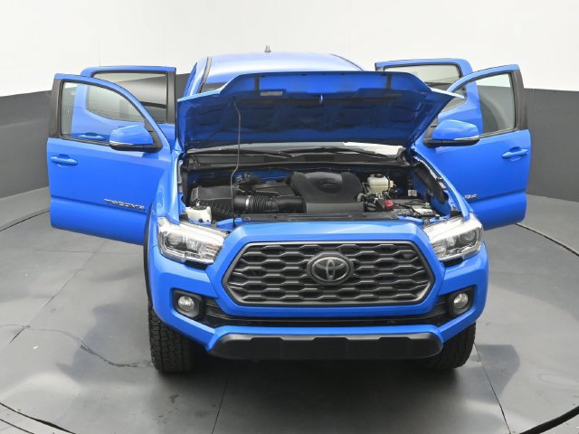 Used 2021 Toyota Tacoma TRD Off-Road AWD/4WD image 35
