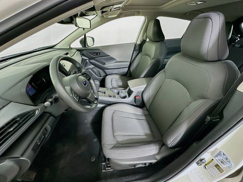 Used 2024 Subaru Crosstrek 2.0i Premium image 13