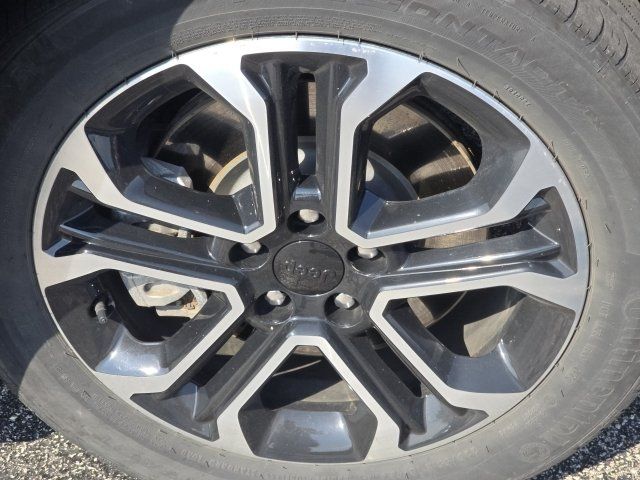 Used 2023 Jeep Compass Limited AWD/4WD image 10