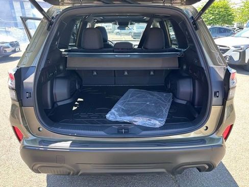 Used 2025 Subaru Forester Premium AWD/4WD image 27