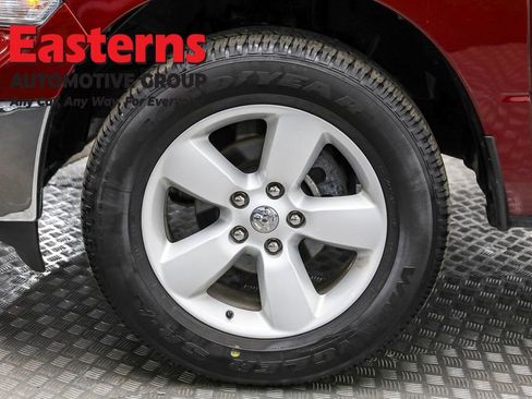 Used 2024 RAM 1500 Classic SLT image 31