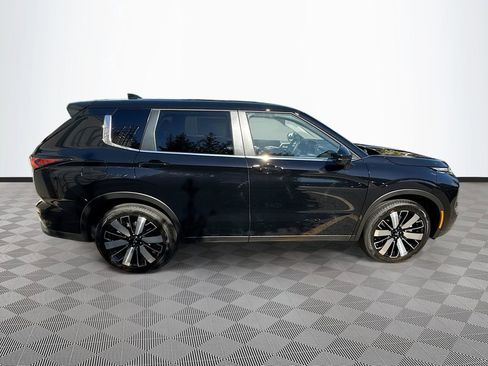 New 2026 Mitsubishi Outlander SE FWD image 8