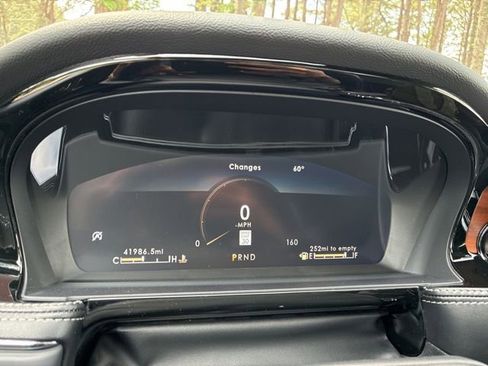 Used 2021 Lincoln Corsair Reserve w/ Elements Package FWD image 29