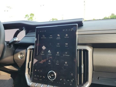 New 2025 GMC Acadia Elevation w/ Elevation Premium Package FWD image 33