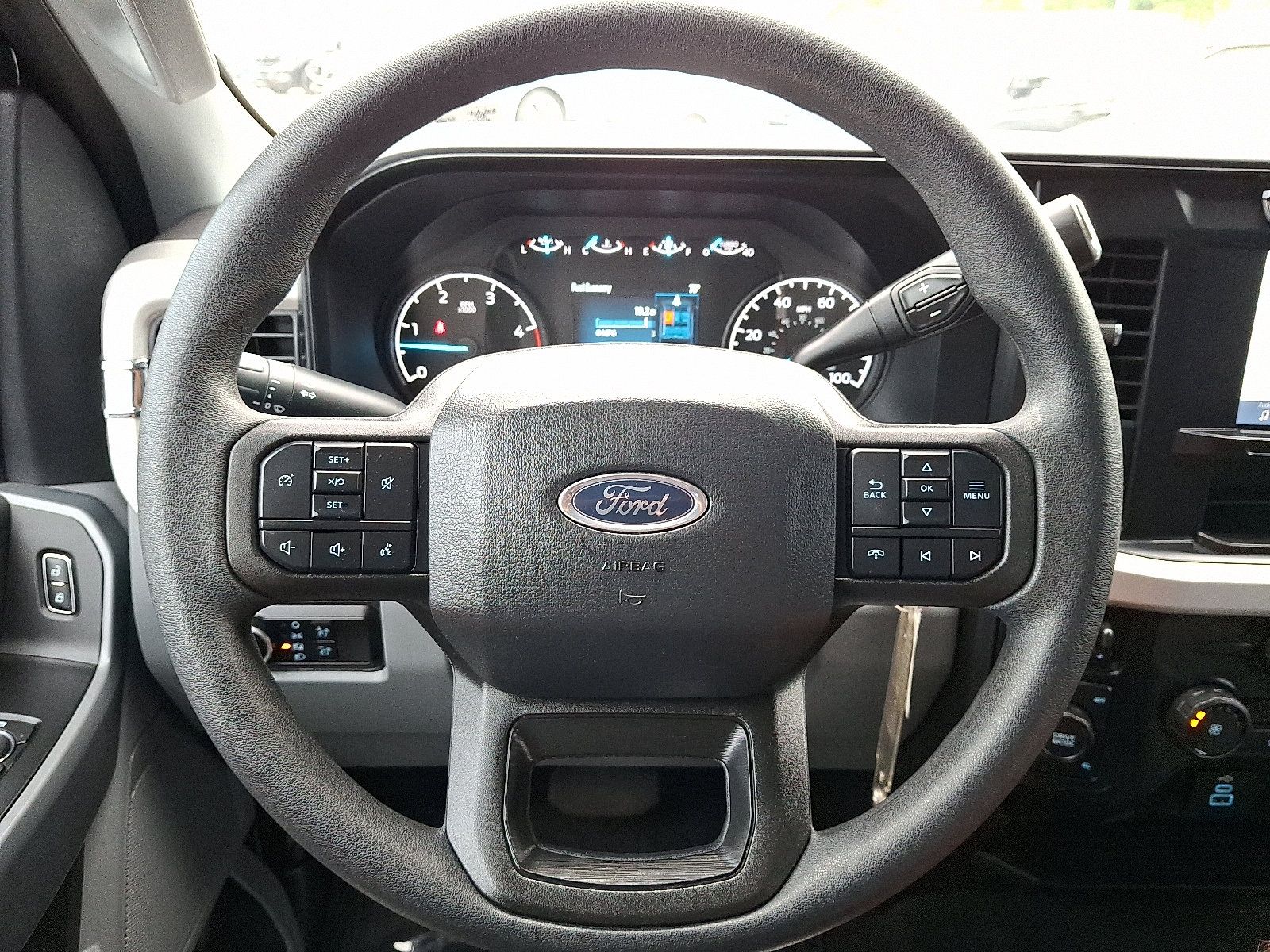 Used 2024 Ford F250 XL w/ STX Appearance Package AWD/4WD image 18
