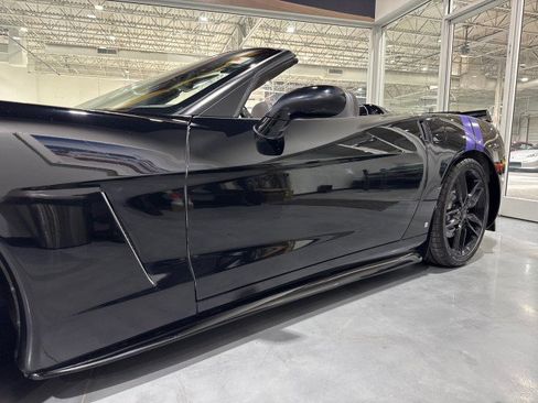 Used 2008 Chevrolet Corvette Convertible w/ Preferred Equipment Group RWD image 24