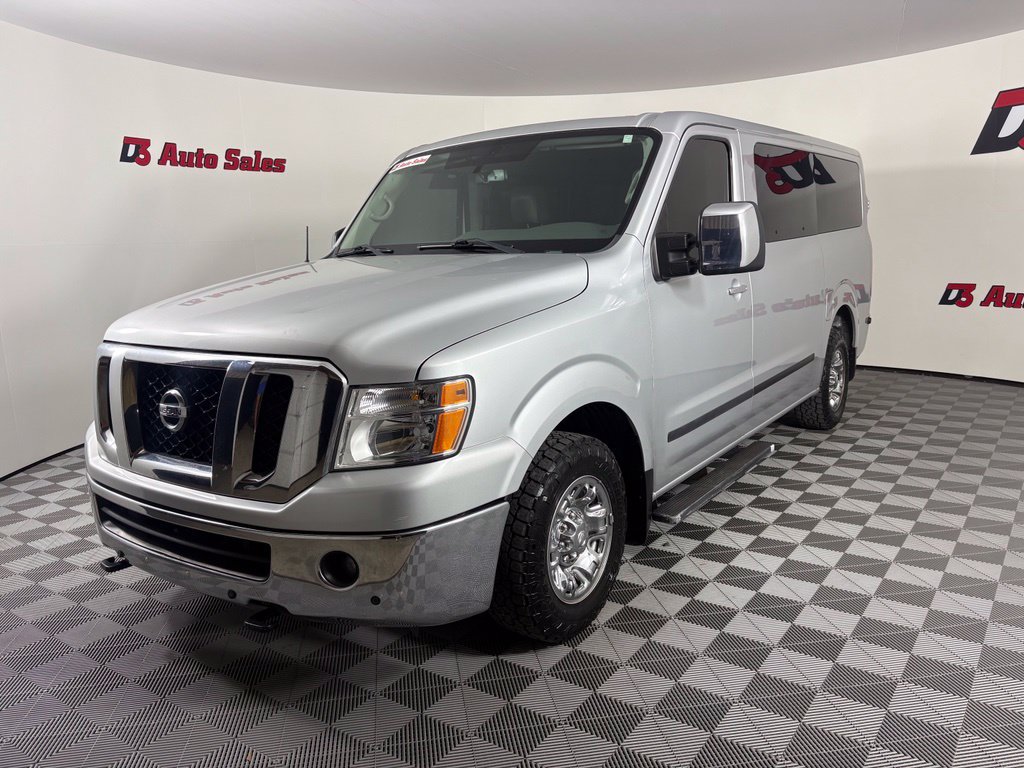 Used 2018 Nissan NV 3500 SL RWD image 3