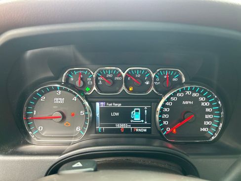 Used 2016 Chevrolet Silverado 1500 High Country w/ High Country Premium Package AWD/4WD image 14