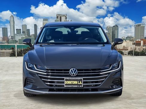 Used 2021 Volkswagen Arteon SE FWD image 2