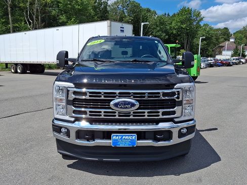 Certified 2024 Ford F350 XLT AWD/4WD image 2