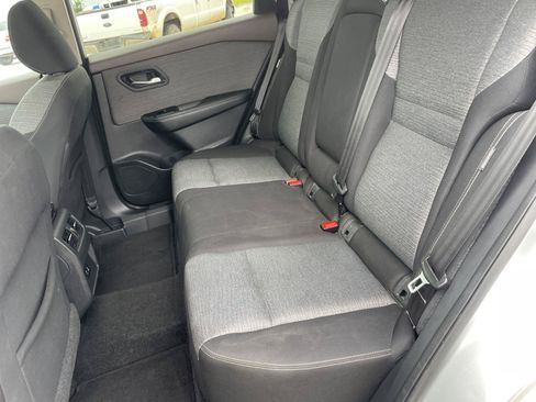 Used 2021 Nissan Rogue SV FWD image 25
