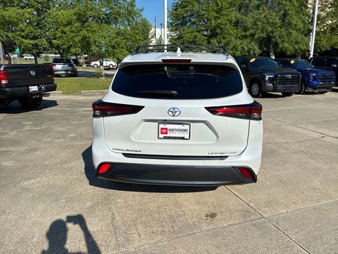 New 2026 Toyota Highlander Limited AWD/4WD image 5