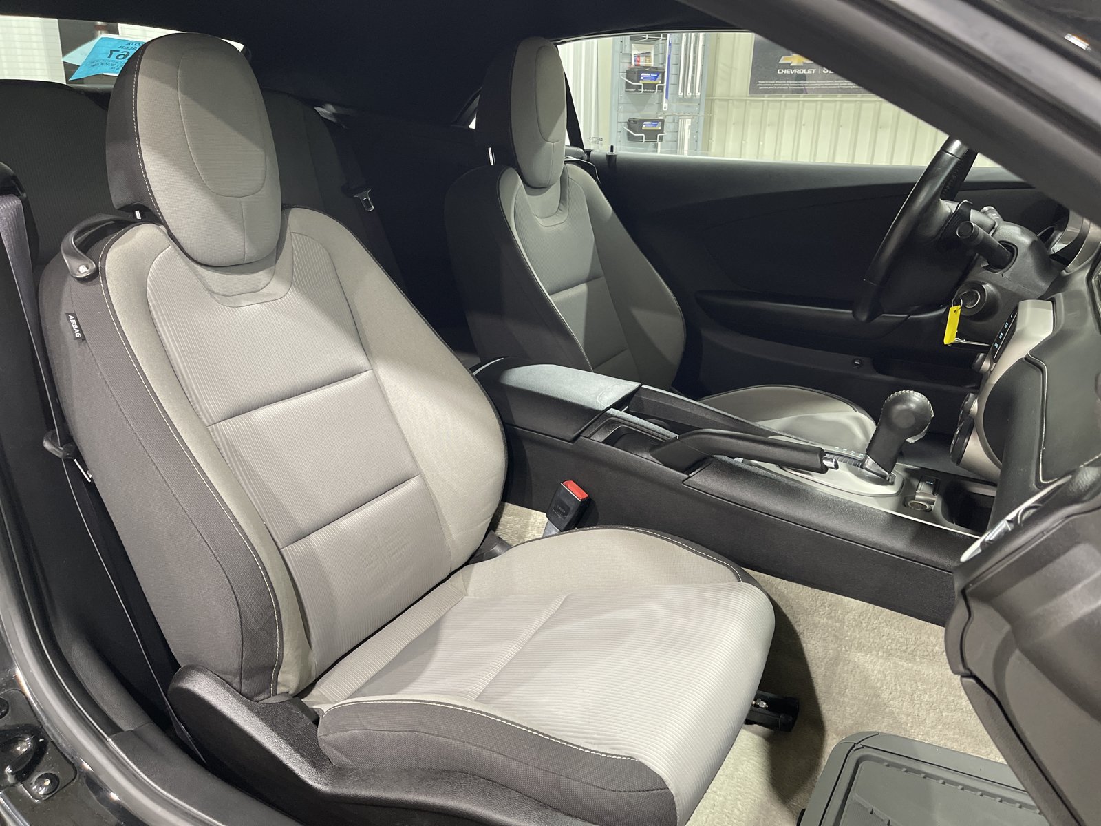 Used 2015 Chevrolet Camaro LT RWD image 22